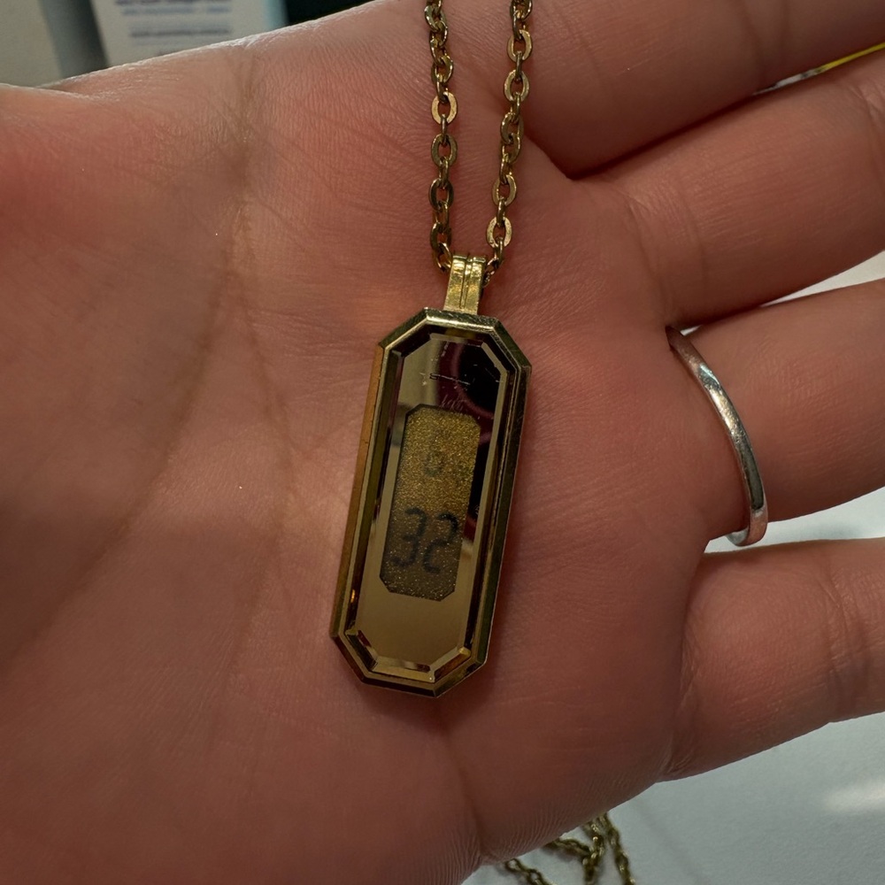 Seiko Gold Digital Pendant Watch - Picture 2 of 3